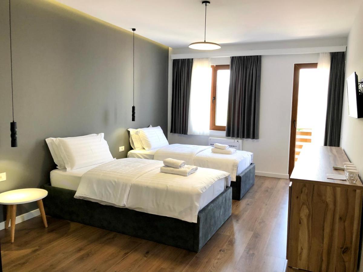Grand Hotel Pogradec Tushemisht Exterior photo