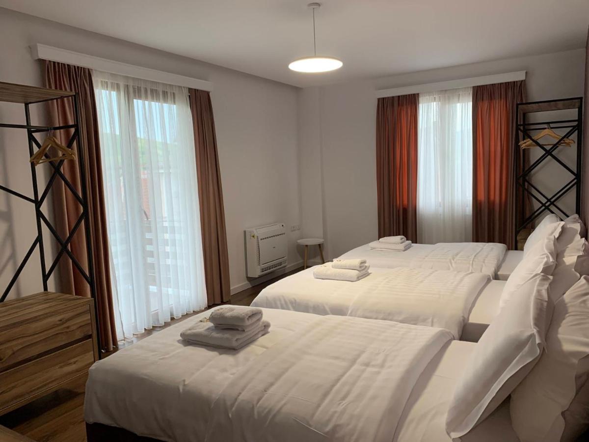 Grand Hotel Pogradec Tushemisht Exterior photo