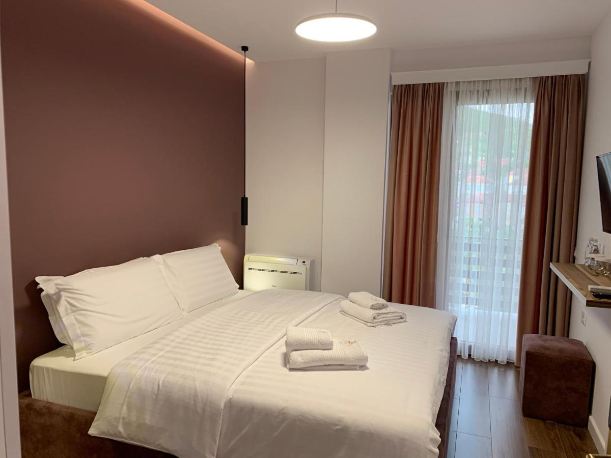 Grand Hotel Pogradec Tushemisht Exterior photo