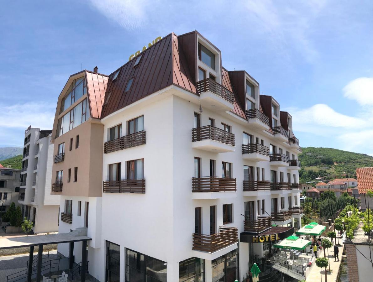 Grand Hotel Pogradec Tushemisht Exterior photo