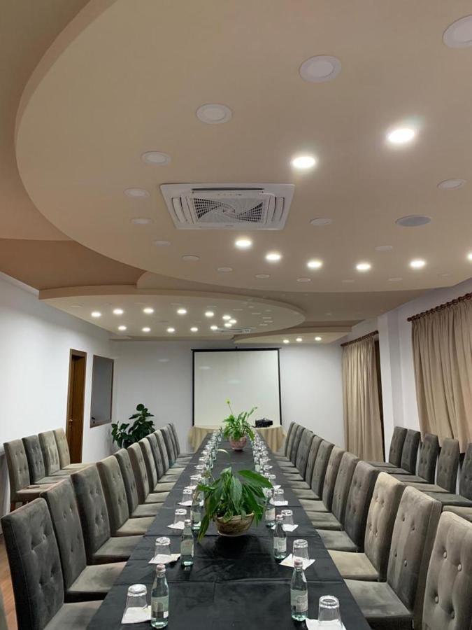 Grand Hotel Pogradec Tushemisht Exterior photo